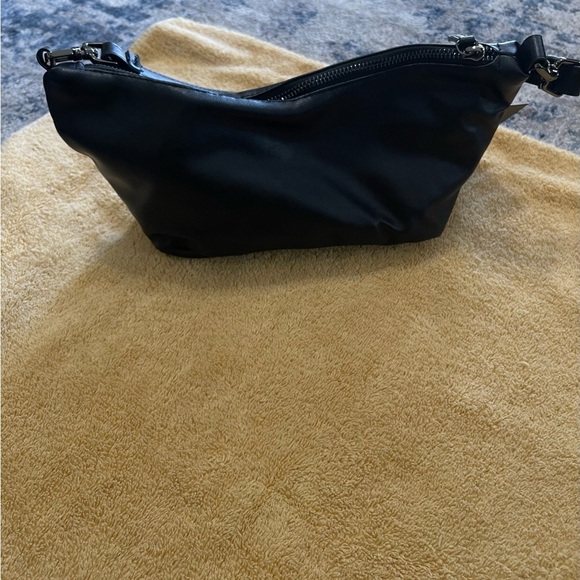 No boundaries women’s tulip hobo bag black - Picture 1 of 2